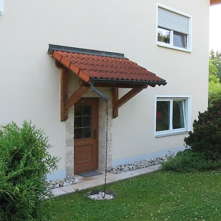 Ferienwohnung Im Gruenen Illschwang Dış mekan fotoğraf