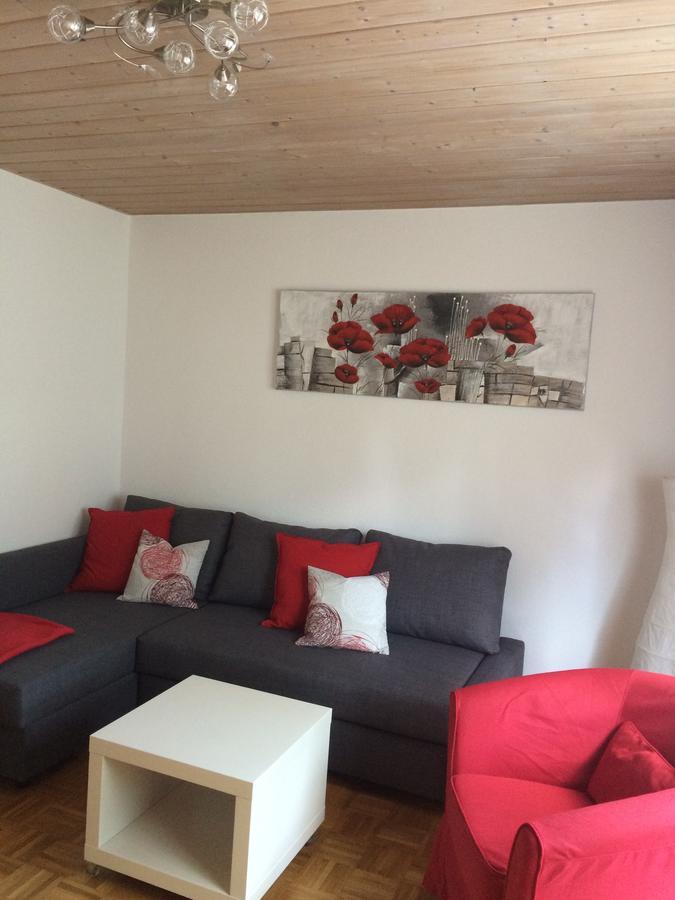 Ferienwohnung Im Gruenen Illschwang Dış mekan fotoğraf